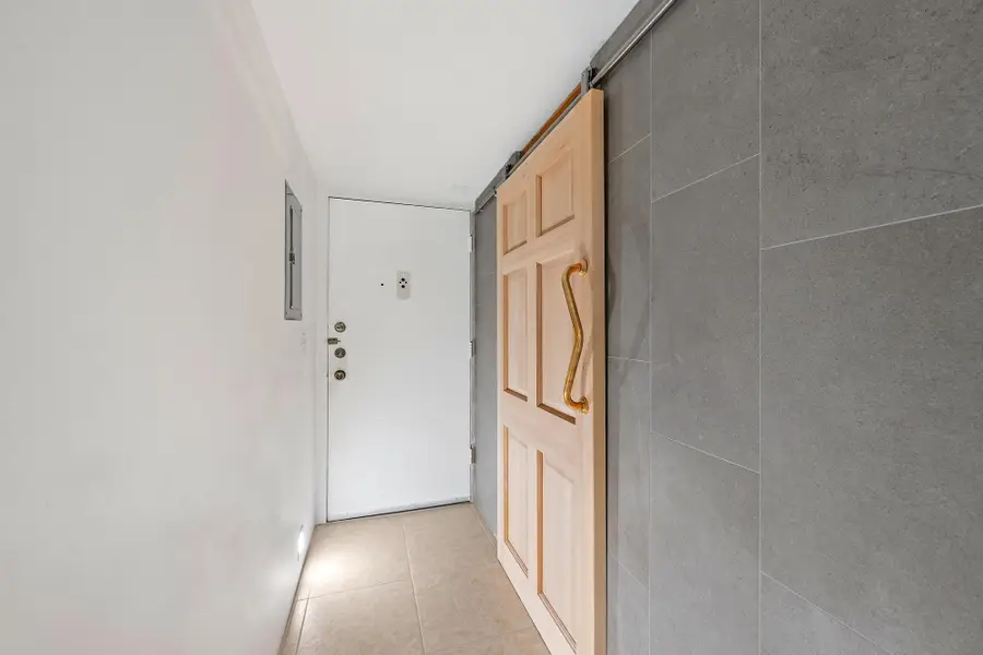 1516 S Lakeside Drive #106, Lake Worth Beach, FL 33460 - #2