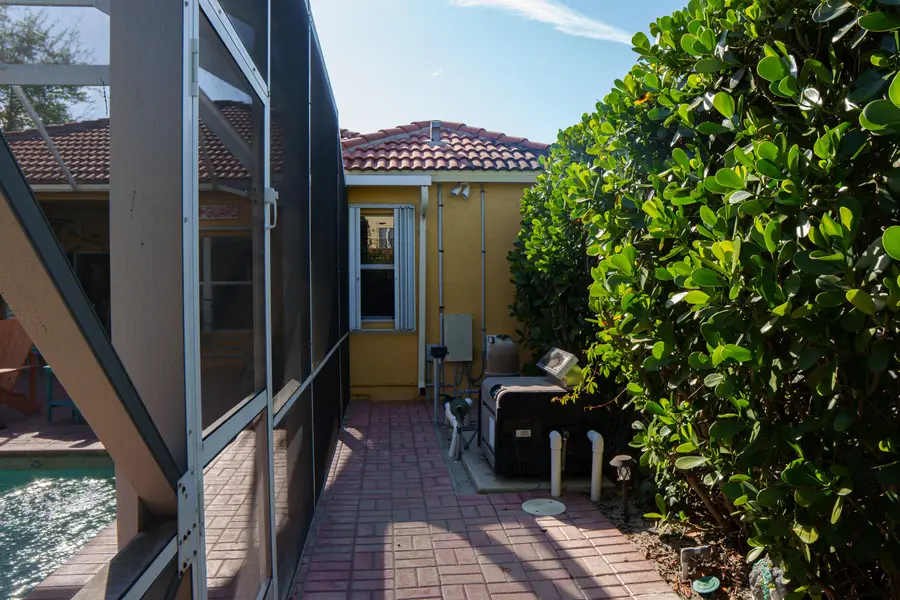 8058 Via Hacienda, Riviera Beach, FL 33418 - #3