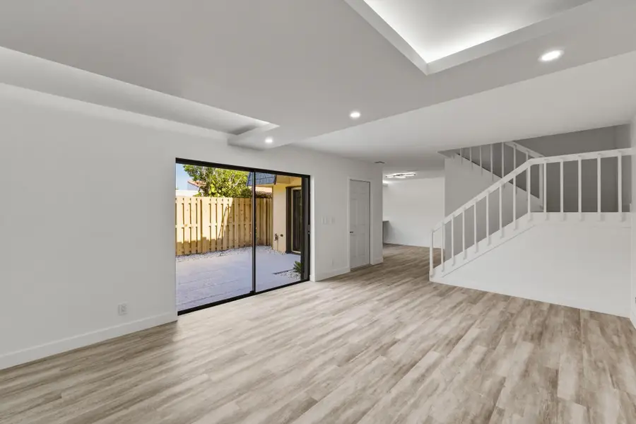 107 Lake Arbor Drive, Palm Springs, FL 33461 - #3