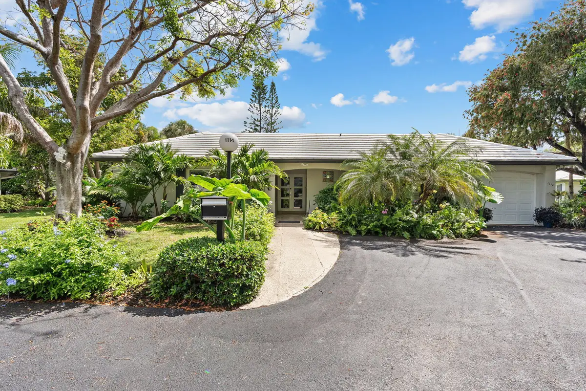 1114 W Cypress Drive #V-8, Pompano Beach, FL 33069 - #1
