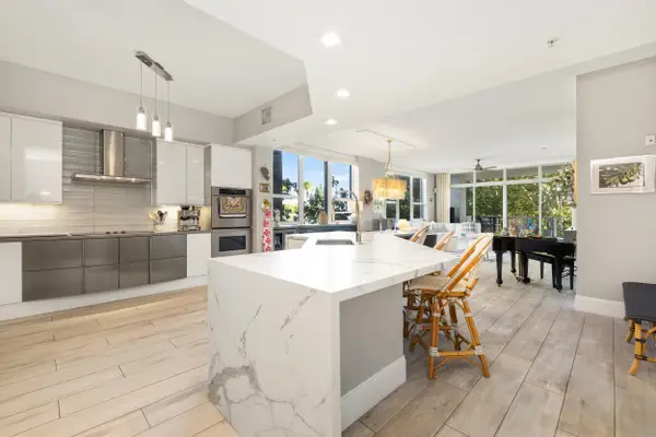 701 SE 21st Avenue #201, Deerfield Beach, FL 33441