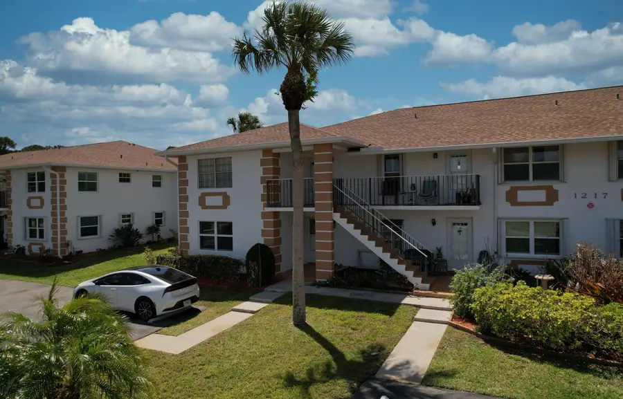 1217 S Lakes End Drive #1, Fort Pierce, FL 34982 - #3