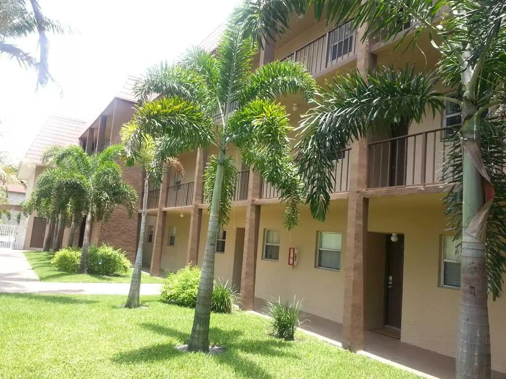 120 Sparrow Drive #115, Royal Palm Beach, FL 33411 - #1