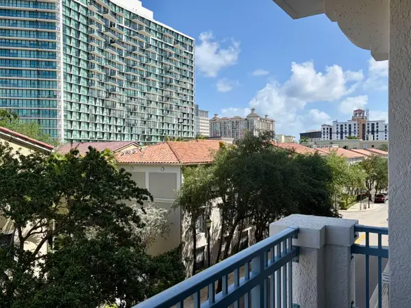 403 S Sapodilla Avenue #307, West Palm Beach, FL 33401