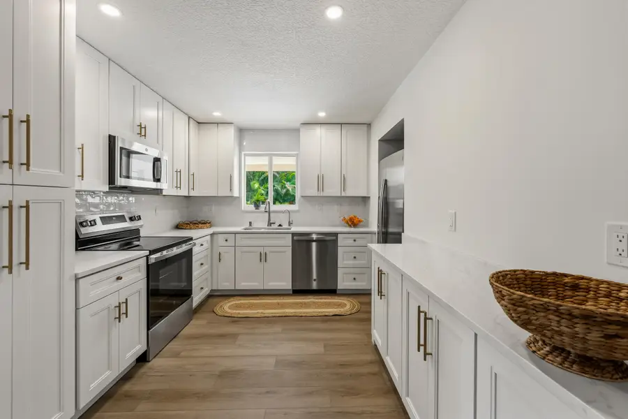 8781 N Virginia Avenue, Palm Beach Gardens, FL 33418 - #3