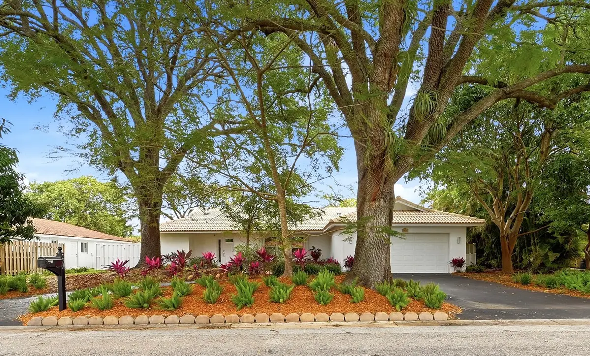 8857 NW 3rd Place, Coral Springs, FL 33071 - #1