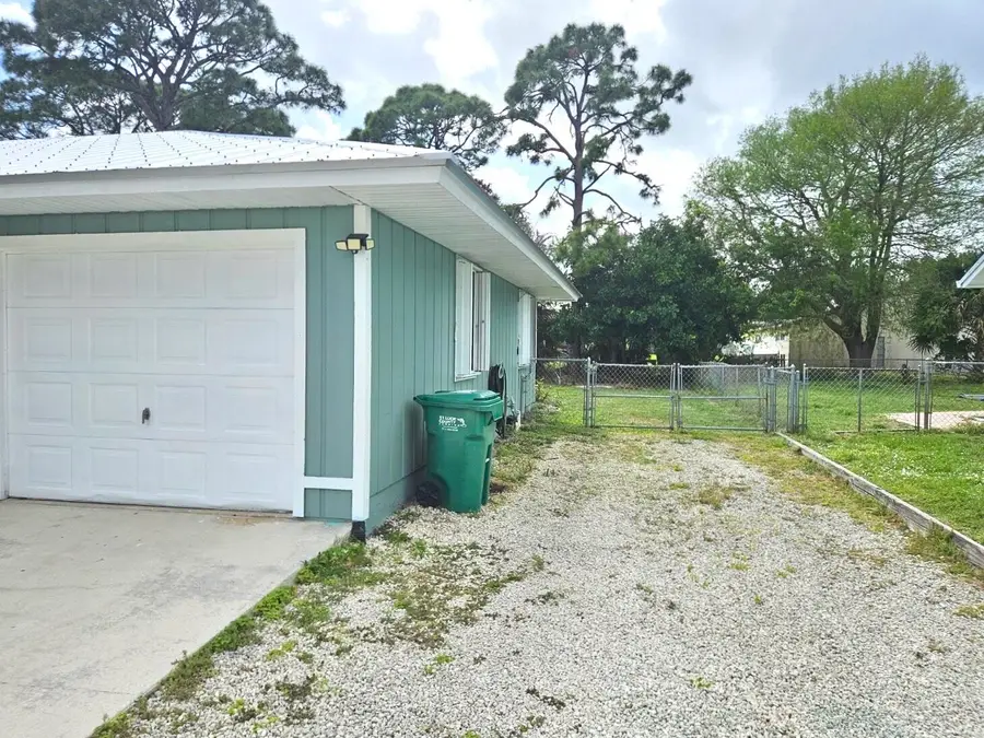 6105 Spruce Drive, Fort Pierce, FL 34982 - #2