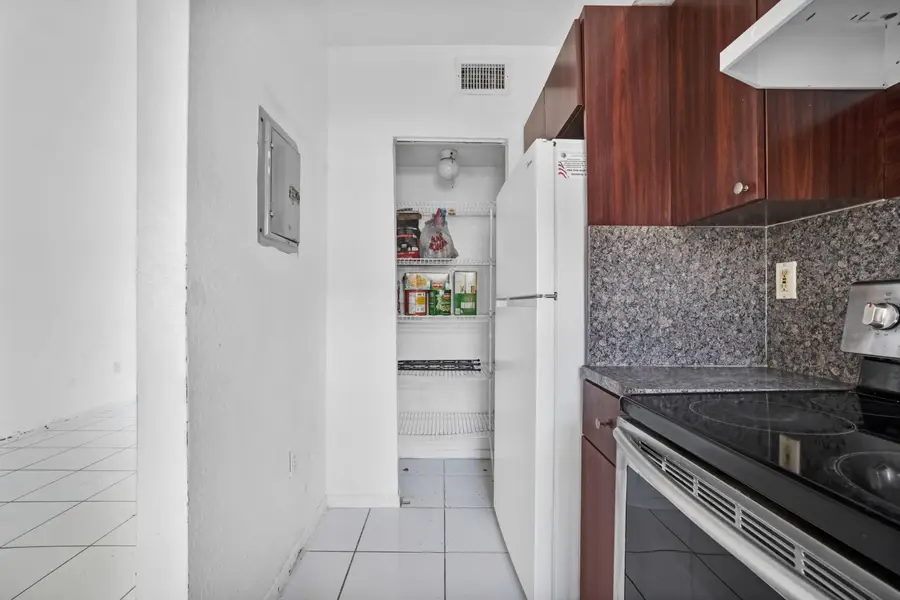 306 NW 84th Terrace #306, Miami, FL 33150 - #3