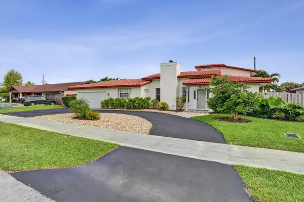 1821 NW 43rd Street, Oakland Park, FL 33309