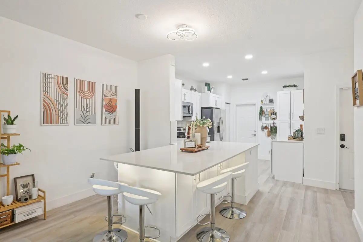 3875 Tree Top Drive, Weston, FL 33332 - #1