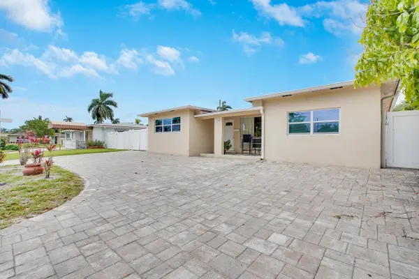 104 N 31st Court, Hollywood, FL 33021