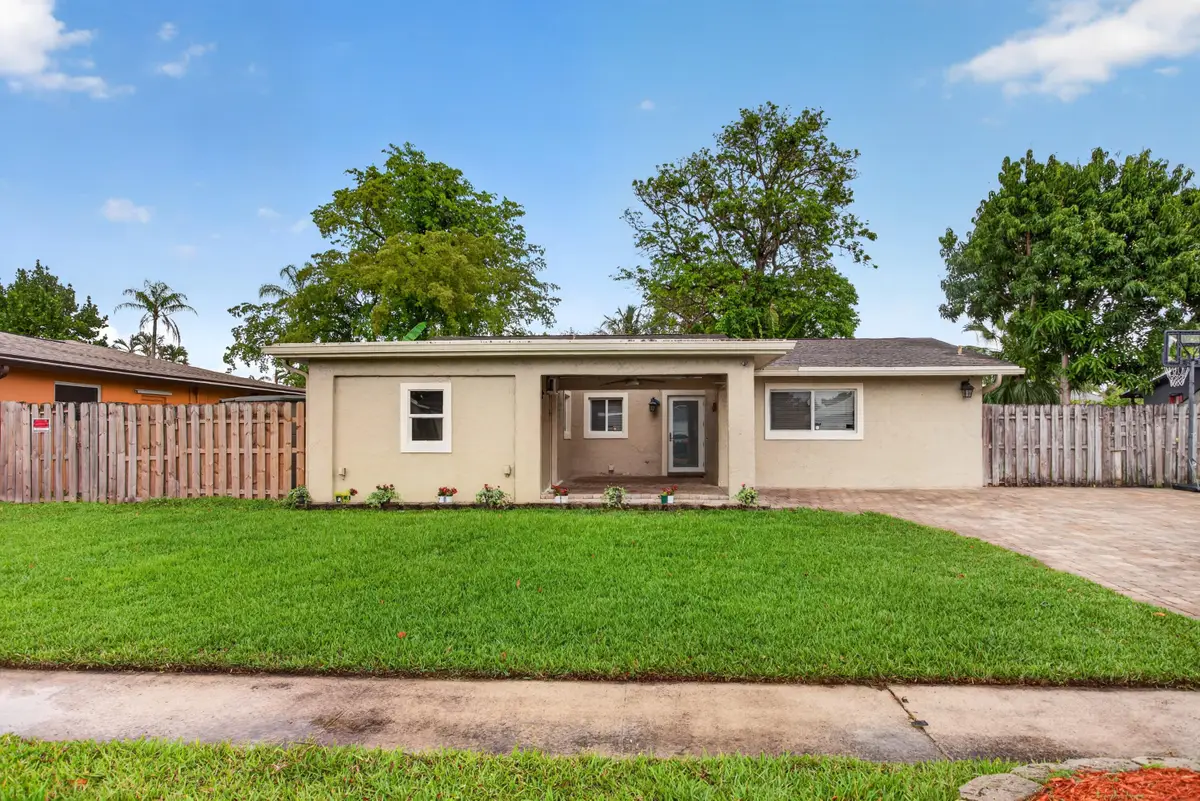 8122 NW 73rd Avenue, Tamarac, FL 33321 - #1