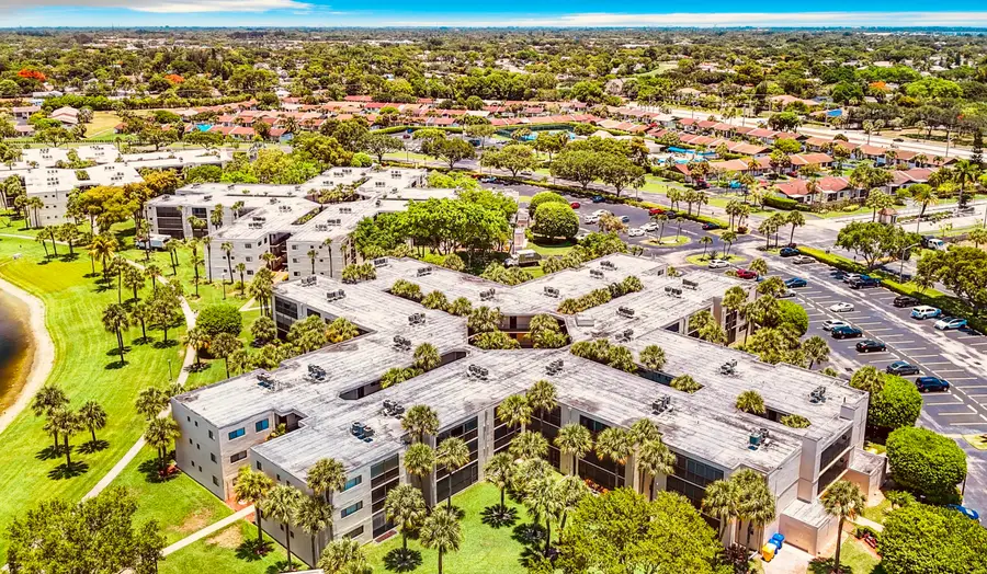 5370 Las Verdes Circle, Delray Beach, FL 33484 - #2