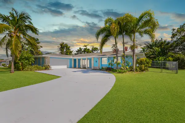 1530 SE Sunshine Avenue, Port St Lucie, FL 34952