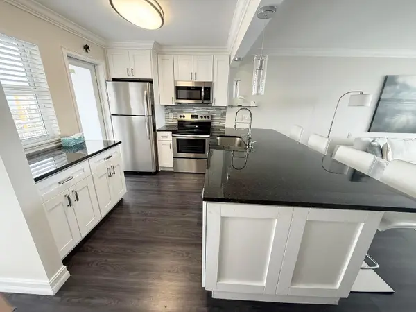 201 N Ocean Boulevard #Ph2, Pompano Beach, FL 33062