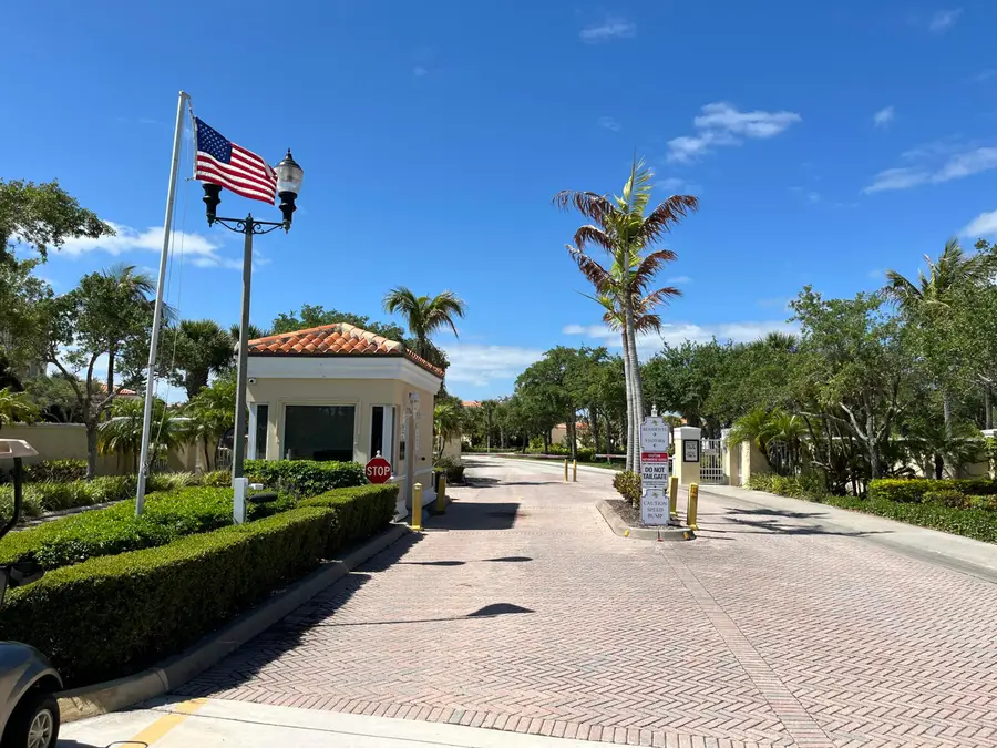 16 W Harbour Isle Dr Drive W #106, Fort Pierce, FL 34949 - #3