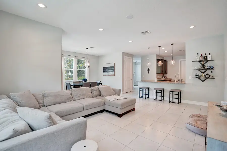 99 Palm Lane, Royal Palm Beach, FL 33411 - #2