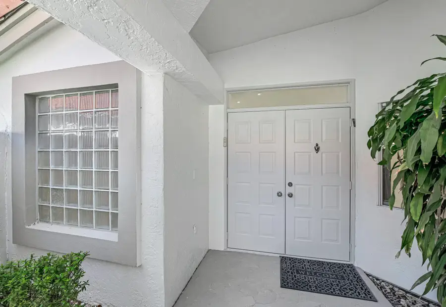 9758 Harbour Lake Circle, Boynton Beach, FL 33437 - #3