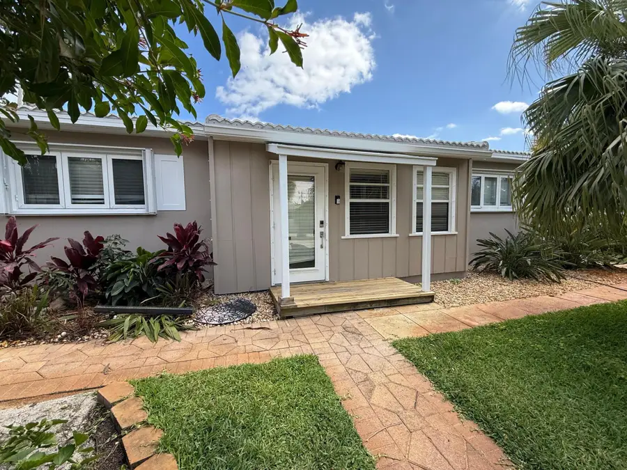 204 S Seacrest Circle, Delray Beach, FL 33444 - #2