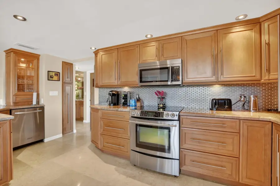 1921 Bridgewood Drive, Boca Raton, FL 33434 - #3