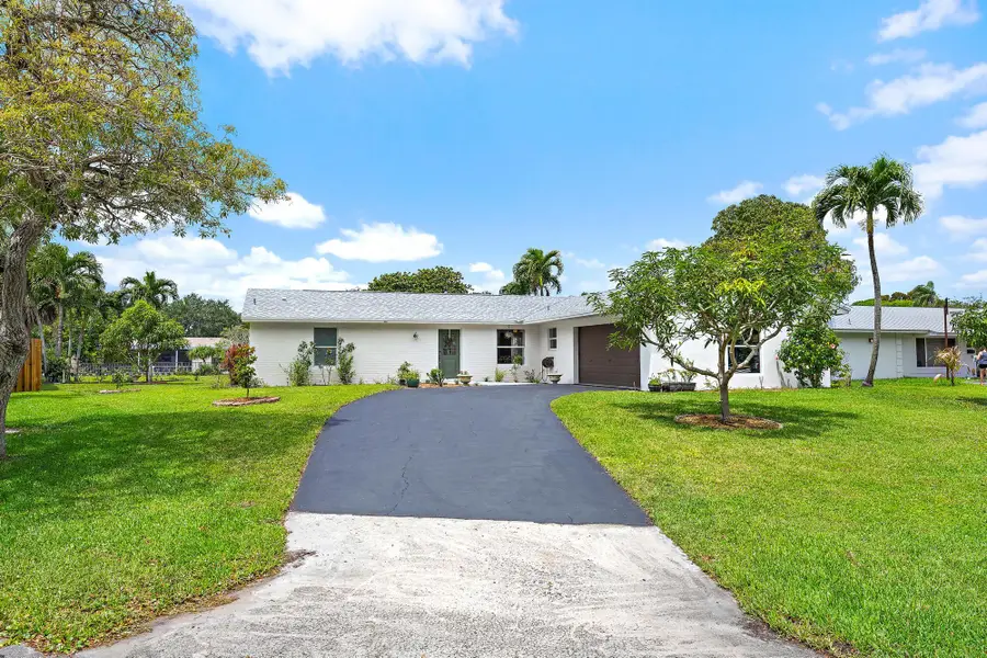 9831 S Hyacinth Cir Circle S, Palm Beach Gardens, FL 33410 - #2