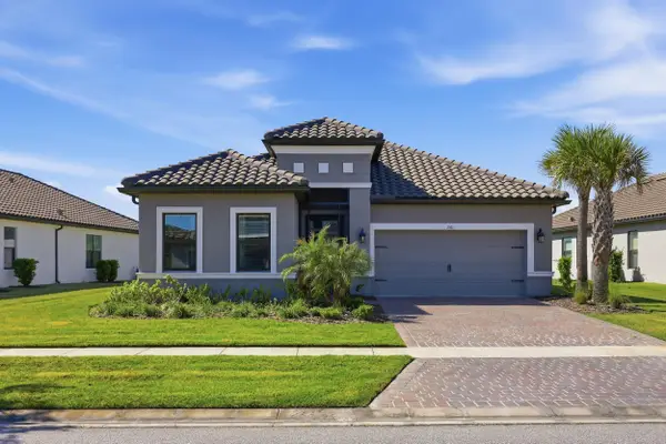 1511 Goblet Cove Street, Kissimmee, FL 34746