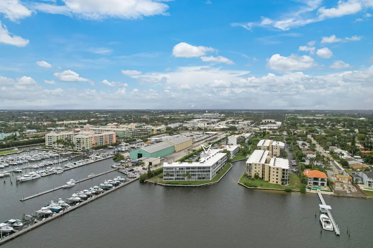 200 Waterway Drive S #209, Lantana, FL 33462 - #1