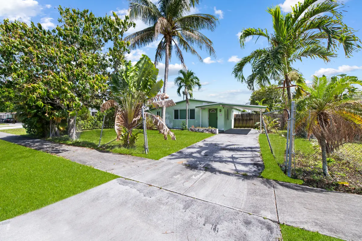 160 NE 60th Street, Oakland Park, FL 33334 - #1