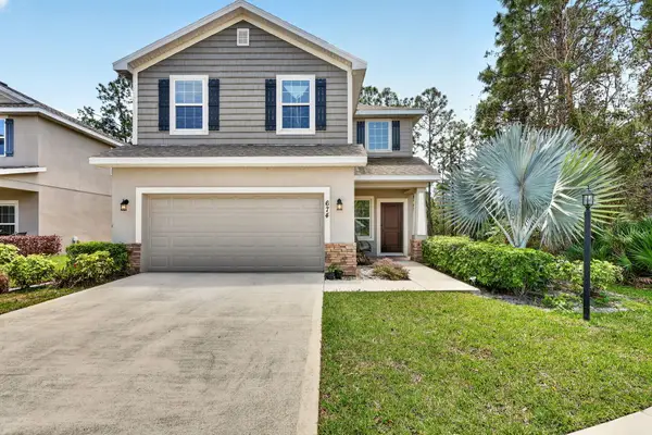674 NE Turtleback Trail, Port St Lucie, FL 34983