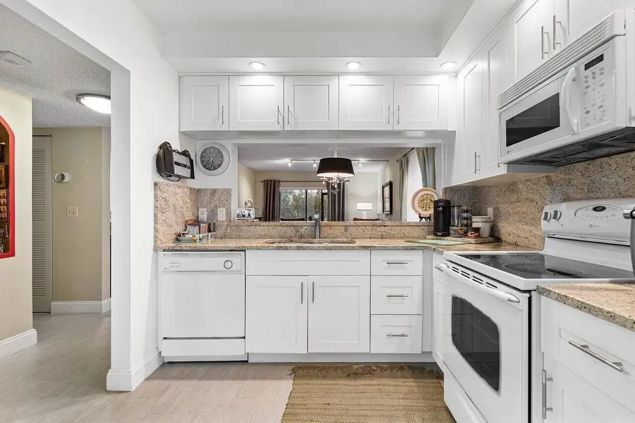 5200 E Club Circle #106, Boca Raton, FL 33487 - #3