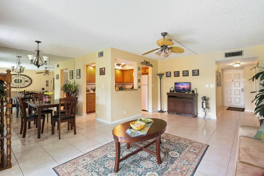 3186 Via Poinciana #110, Greenacres, FL 33467 - #2