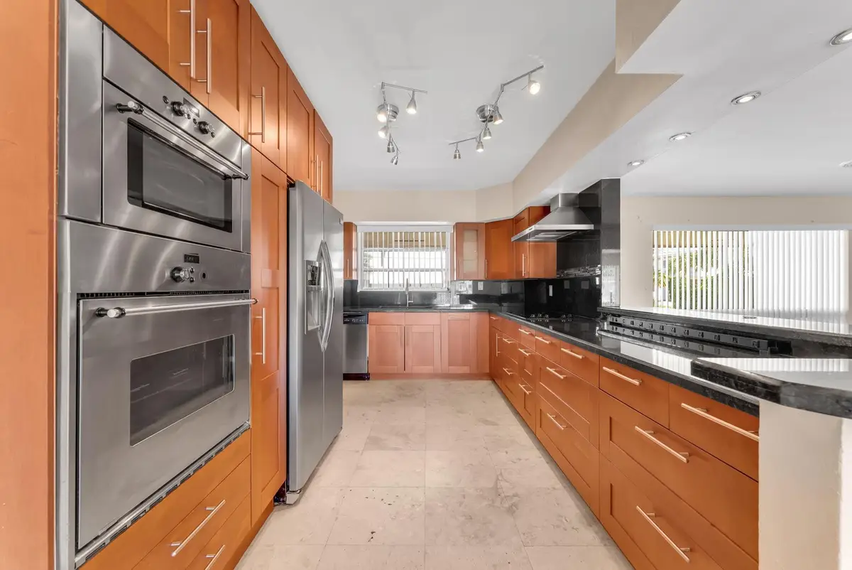 2940 NE 19th Street, Pompano Beach, FL 33062 - #1