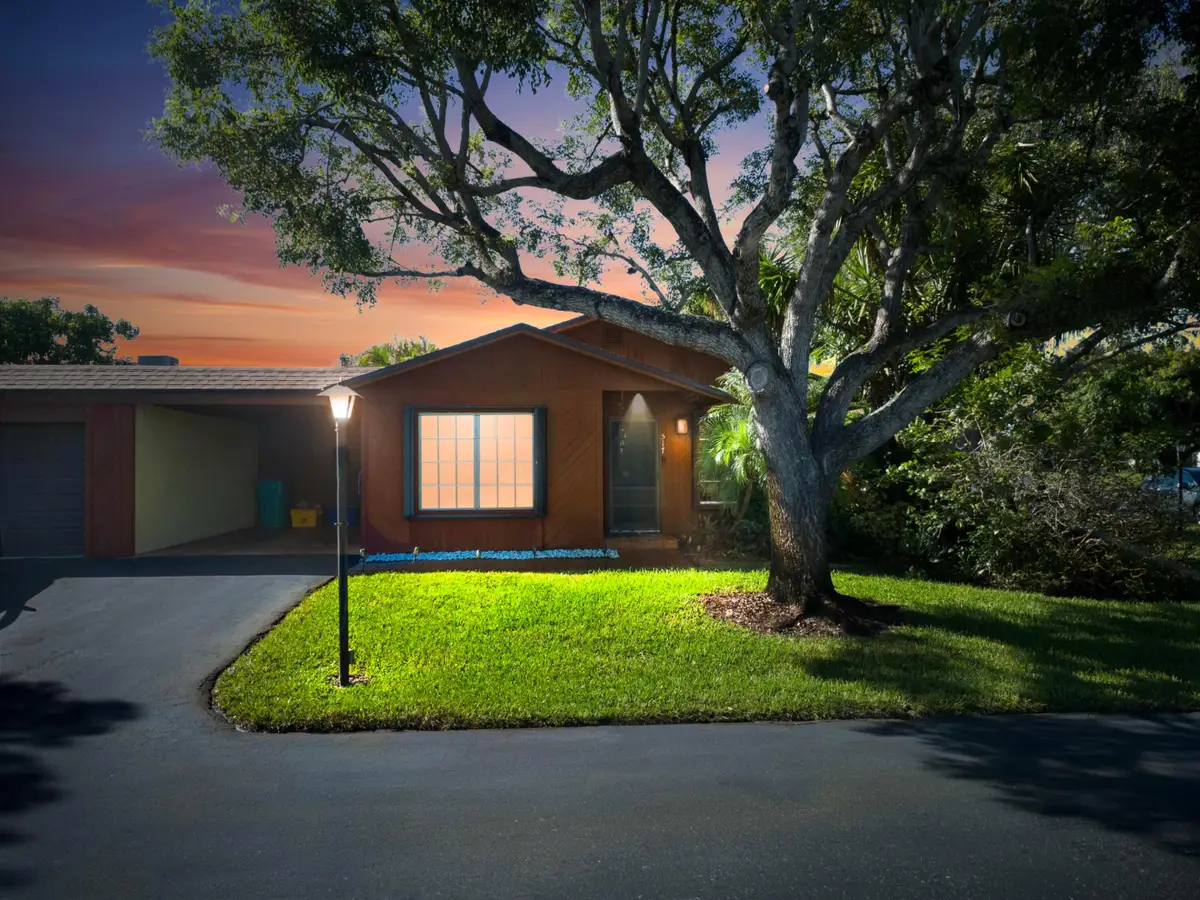 517 SE 27th Terrace, Boynton Beach, FL 33435 - #1