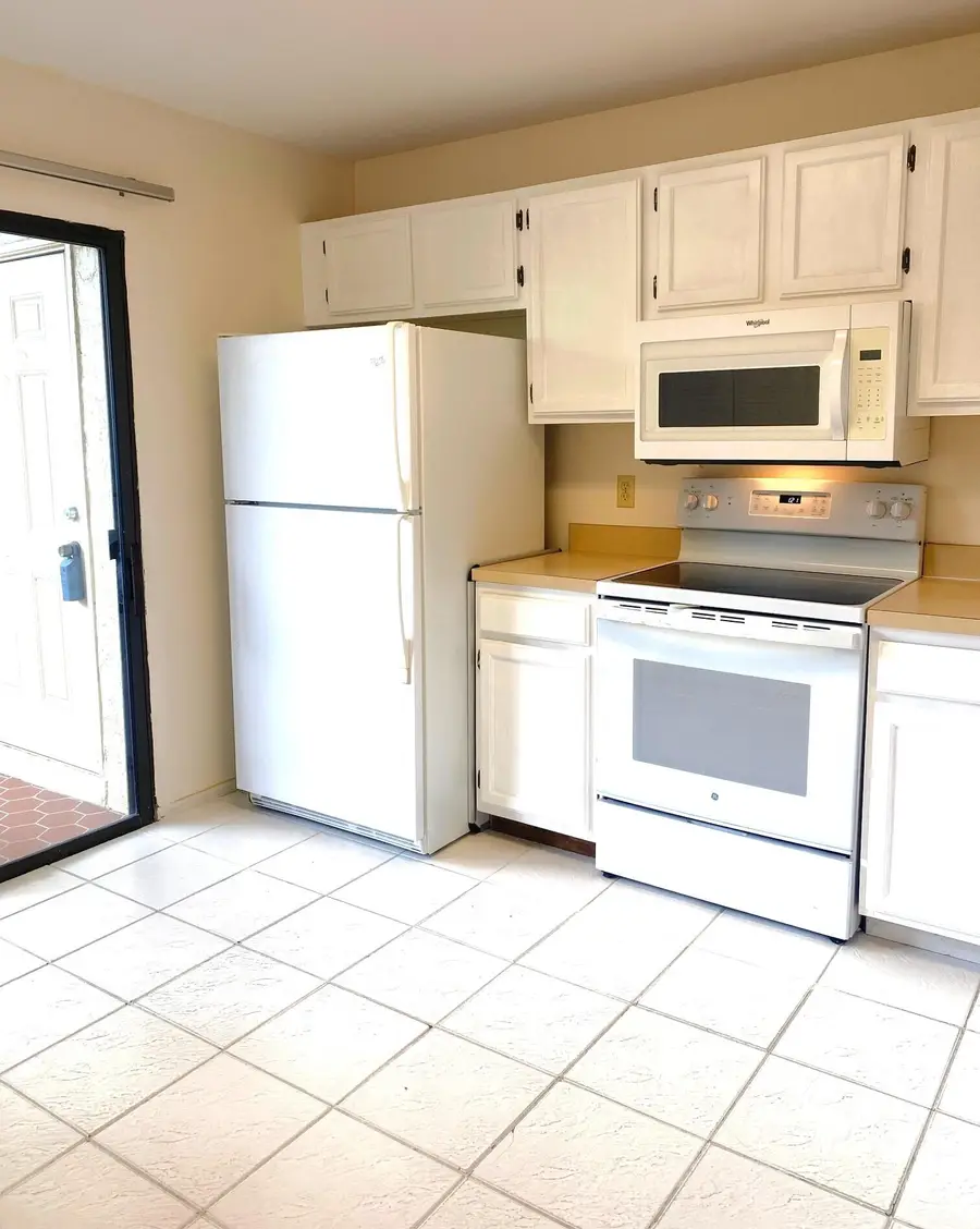 180 Sarita Court, Royal Palm Beach, FL 33411 - #3