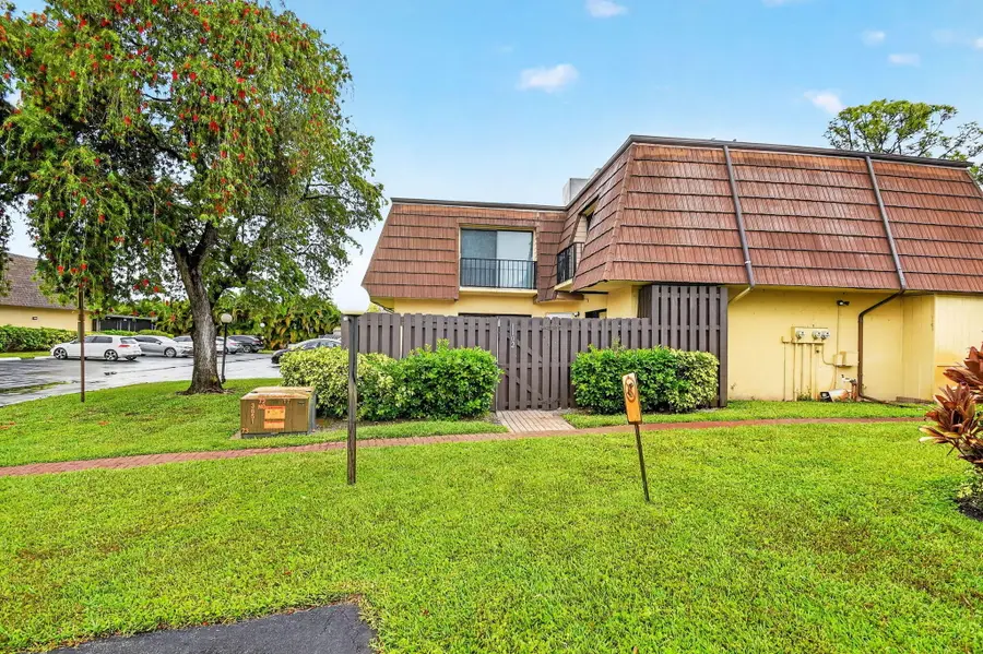 4175 Turnberry Circle #1102, Lake Worth, FL 33467 - #3