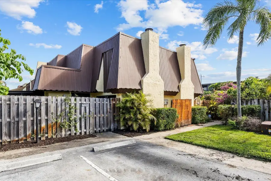 3548 Gardens East Drive #B, Palm Beach Gardens, FL 33410 - #2