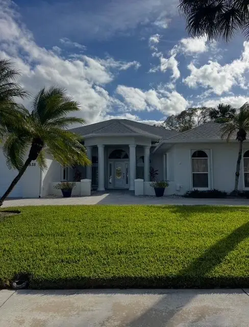 6535 35th Place, Vero Beach, FL 32966