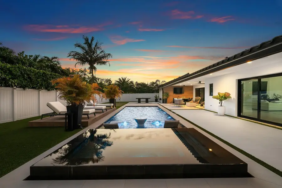 926 SW 35th Court, Boynton Beach, FL 33435 - #2