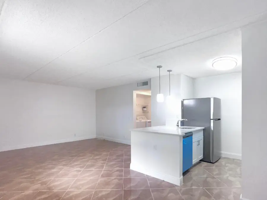 604 Meadows Circle #604, Boynton Beach, FL 33436 - #3