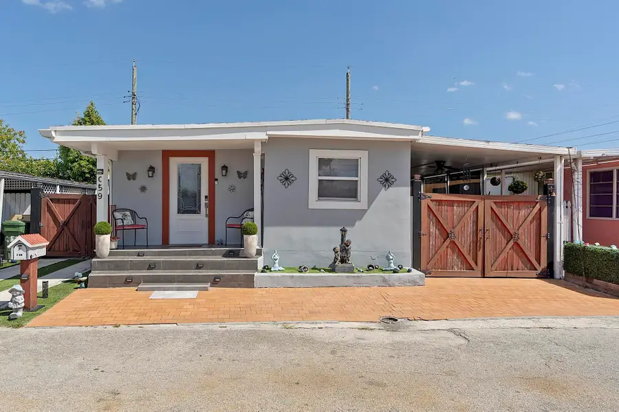 3205 W 16th Avenue, Hialeah, FL 33012 - #2