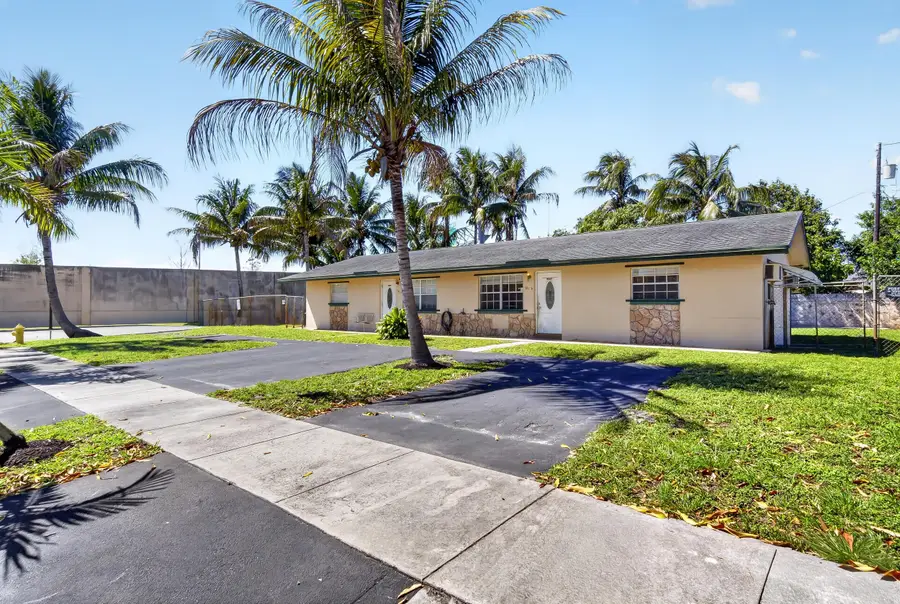 121 NW 56th Court #1-2, Oakland Park, FL 33309 - #2