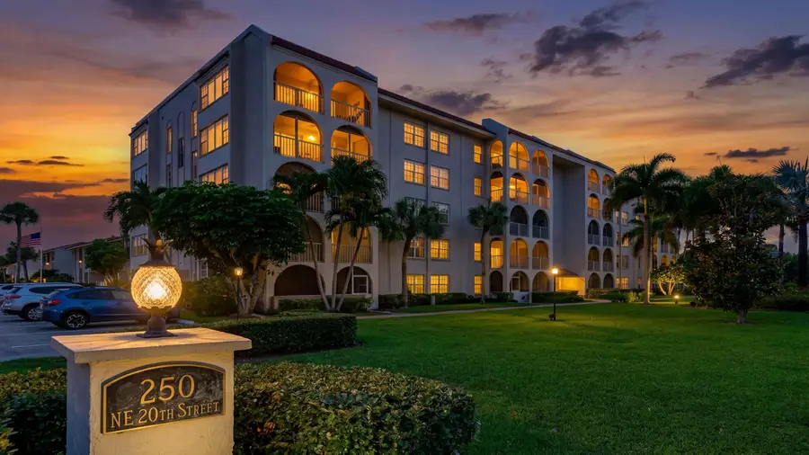 250 NE 20th Street #5260, Boca Raton, FL 33431 - #2