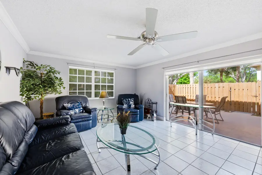 2924 SW 22nd Circle #17c, Delray Beach, FL 33445 - #3