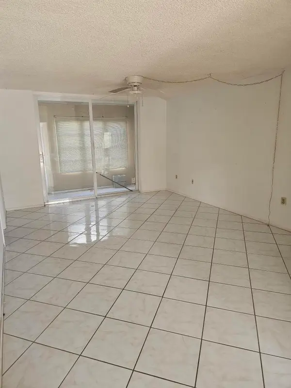 8060 Sunrise Lakes Drive E #109, Sunrise, FL 33322