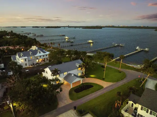 2529 N Indian River Drive, Fort Pierce, FL 34946