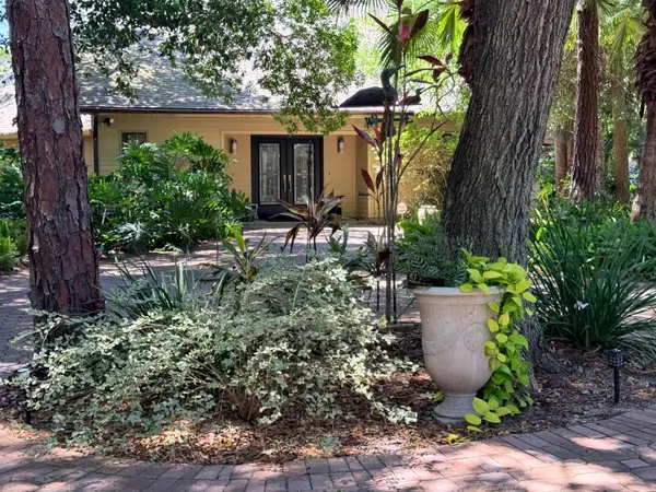 407 43rd Avenue Sw, Vero Beach, FL 32968