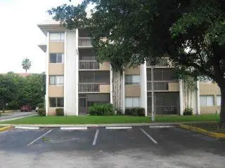 701 N Pine Island Road #304, Plantation, FL 33324 - #1