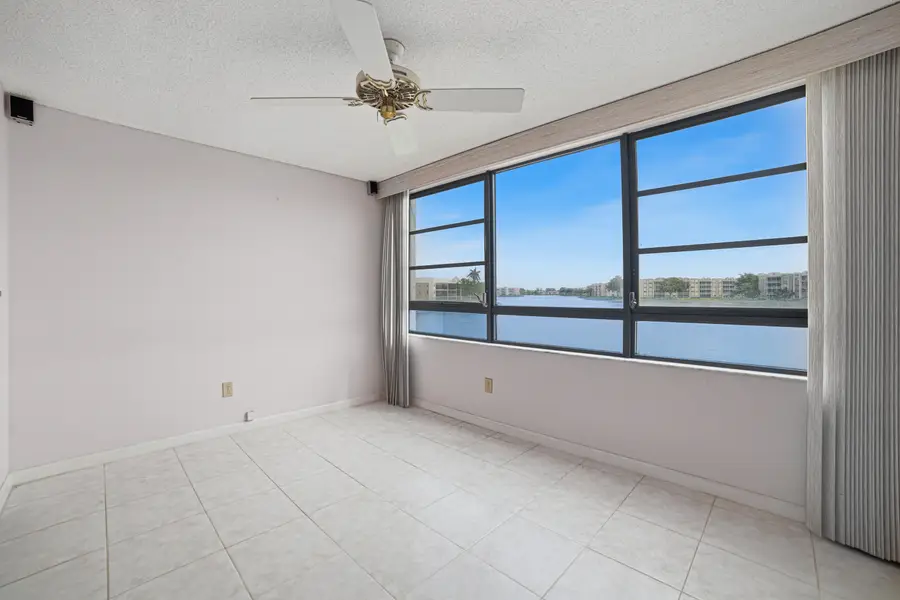 10442 E Clairmont Circle #204, Tamarac, FL 33321 - #2