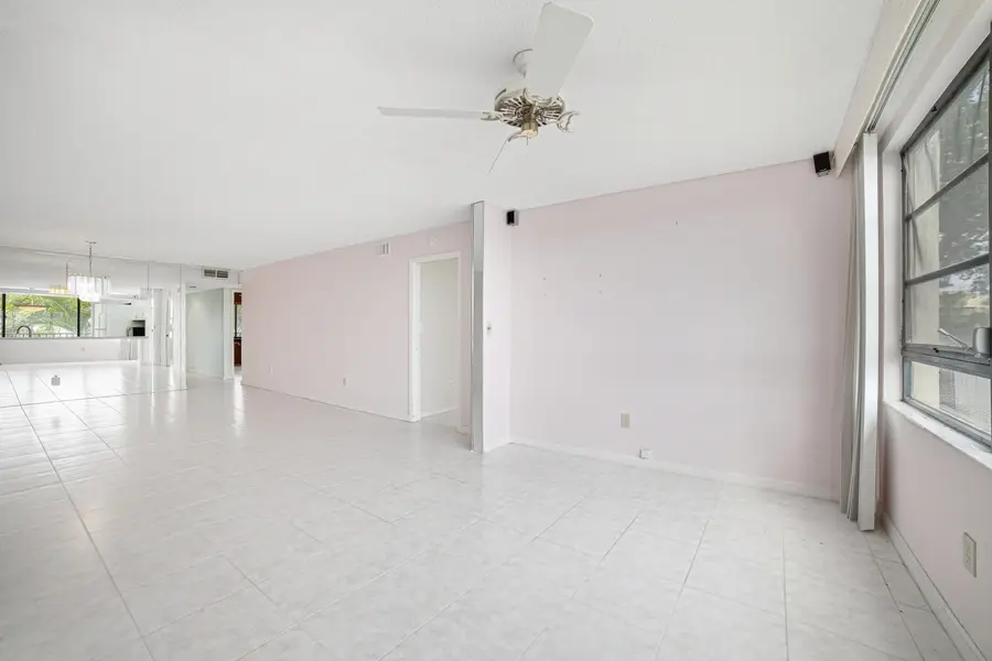 10442 E Clairmont Circle #204, Tamarac, FL 33321 - #3