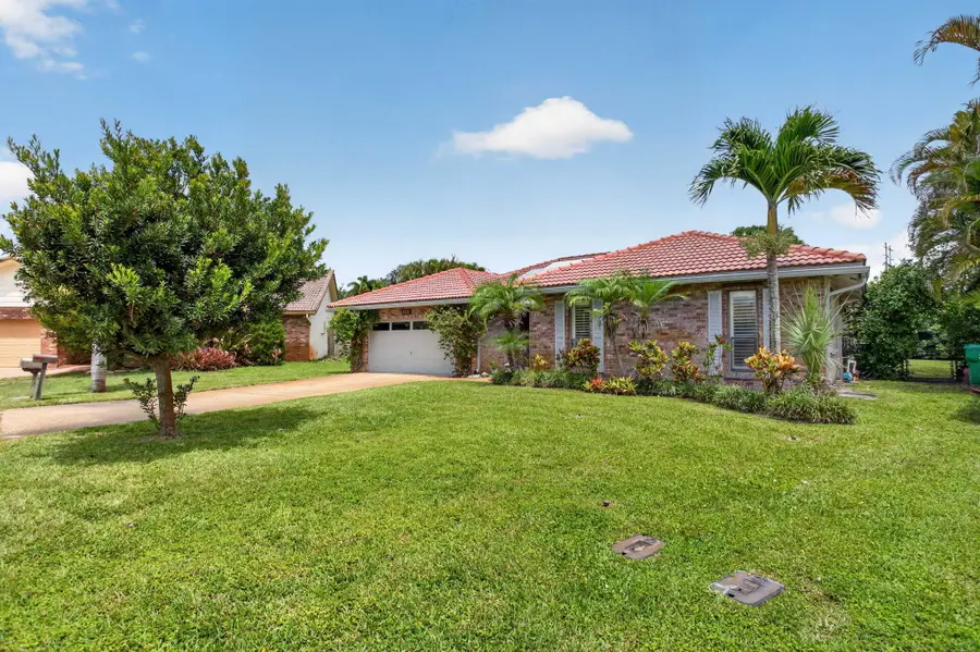 4111 NW 70th Way, Coral Springs, FL 33065 - #2